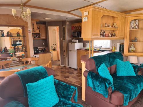 6 Berth On Seaview (topaz)