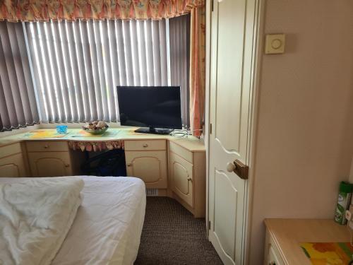 6 Berth On Seaview (topaz)