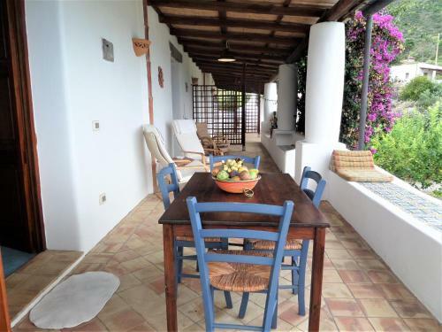 Casa La Papera - In Centro A Malfa