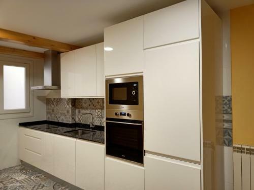 Apartamento Piso Muy C�ntrico, Al Lado De La Laurel