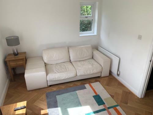 Excellent 1 Bedroom Apartment In Far Headingley