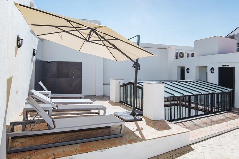 Casaquintero Apartments