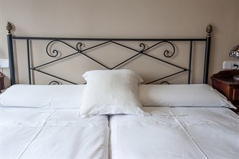 Hostal Pr 25 De Julio