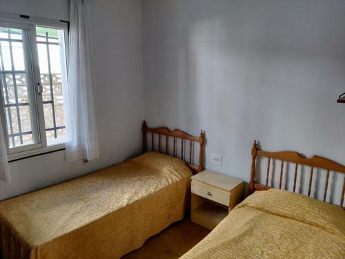 Casa Chalet Independiente En Calle Privada