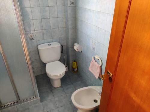 Casa Chalet Independiente En Calle Privada