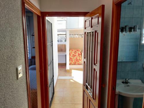 Casa Chalet Independiente En Calle Privada