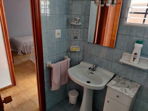 Casa Chalet Independiente En Calle Privada