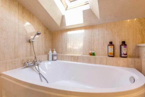 Luxury Townhouse Golden Mile