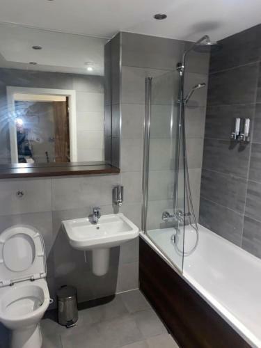 Superb Two Bedroom, Two Bathroom Apartment .