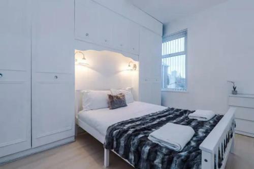 The Seedley 4 Bedroom House - Salford Manchester