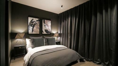 Midnight Boutique By The Jacksonheim Boutique