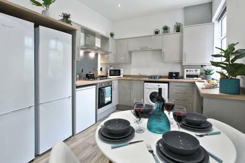 Stunning 4-bed House In Manchester