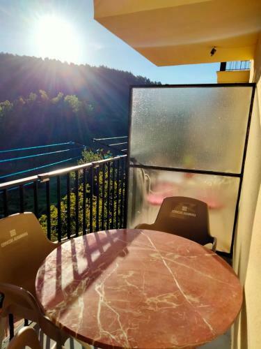 Apartamento D�plex Frente Al Rio En Montanejos