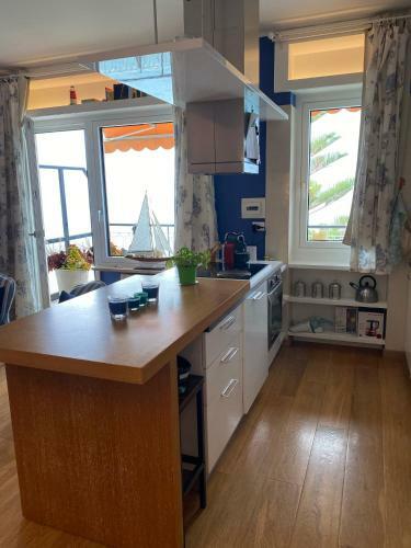 Apartamento La Prua Di Ospedaletti. Benvenuti!