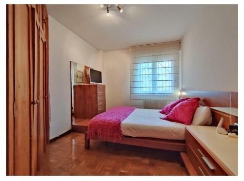 Apartamento San Ferm�n, Piso Con Garaje Cerca Del Centro