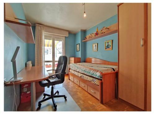 Apartamento San Ferm�n, Piso Con Garaje Cerca Del Centro