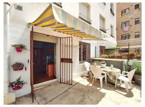 Apartamento San Ferm�n, Piso Con Garaje Cerca Del Centro