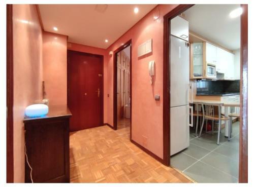 Apartamento San Ferm�n, Piso Con Garaje Cerca Del Centro