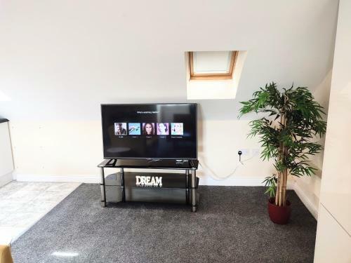 Apartamento Crystal Suite 4 - Private Parking - Metro