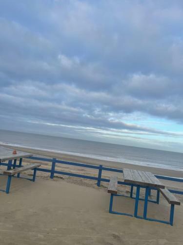 Stunning 8-bed Apartment In Bacton