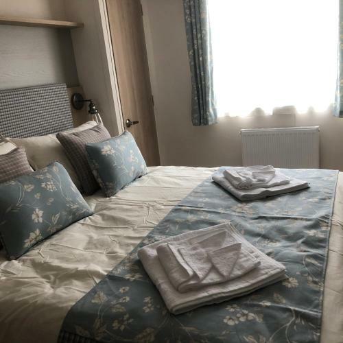 Luxury 2 Bedroom Caravan