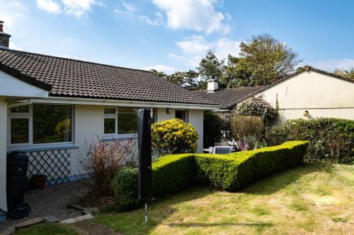 8 Marshalls Way
