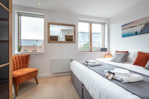 Apartamento ?onpoint - Superb Waterside 2 Bed Apt W/free Parking?