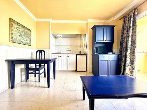 Apartment With Ocean Views In Playa Jardin
