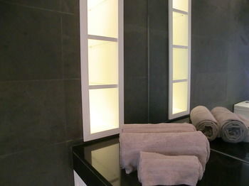 Hostal Sytb&b Luxury Bed And Breakfast