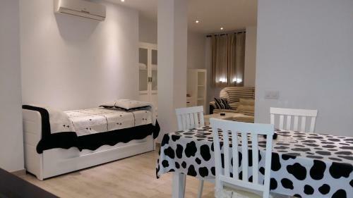Apartamentos Turisticos Mirayuste