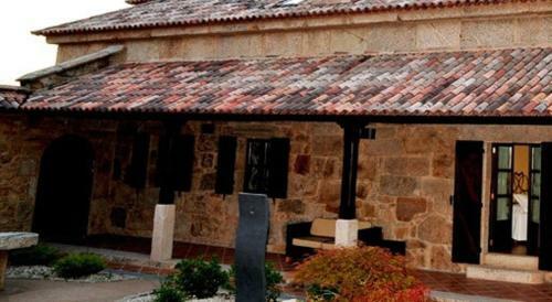 Hostal O Paxareco De Ay
