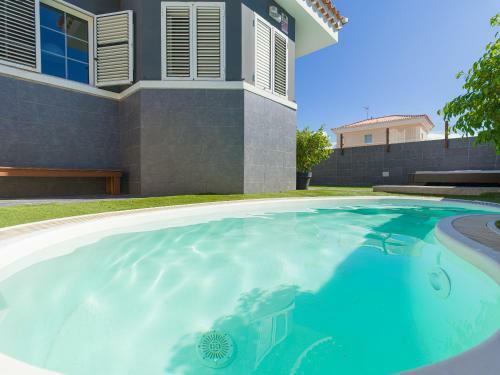 Entire Home ? Meloneras ?bbq ? Jacuzzi ? Pool?golf