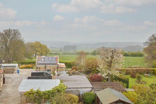 Host & Stay - Apartment 7 Sneaton Hall