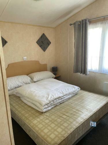 3 Bedroom Caravan Golden Palm Resort