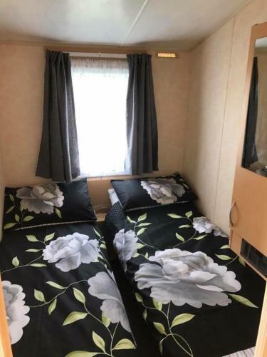 3 Bedroom Caravan Golden Palm Resort