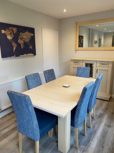 Apartamento Spacious & Modern 3 Bed House