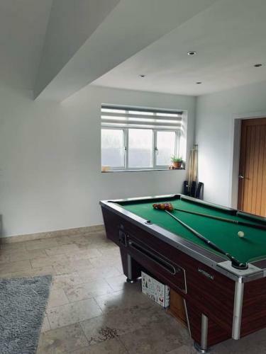 New Forest-hot Tub-pool Table-fire Pit-5bedroom