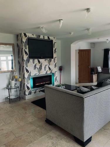 New Forest-hot Tub-pool Table-fire Pit-5bedroom