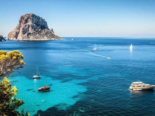 Exclusive Holiday Home In Siesta With Private Pool