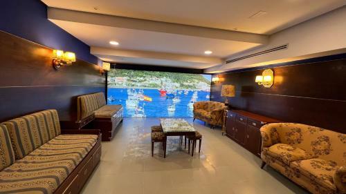 Hotel Arha Villa De Santo�a