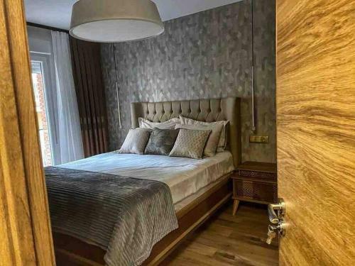 New Luxury 3-bedroom Apartment