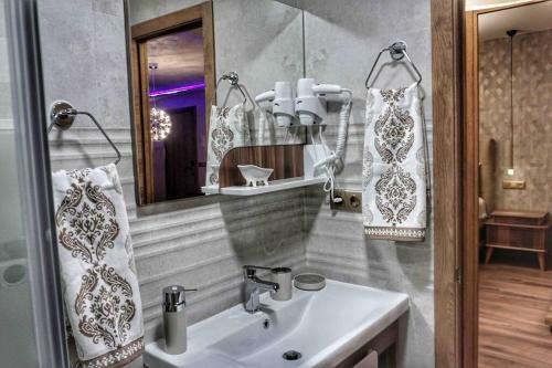 New Luxury 3-bedroom Apartment