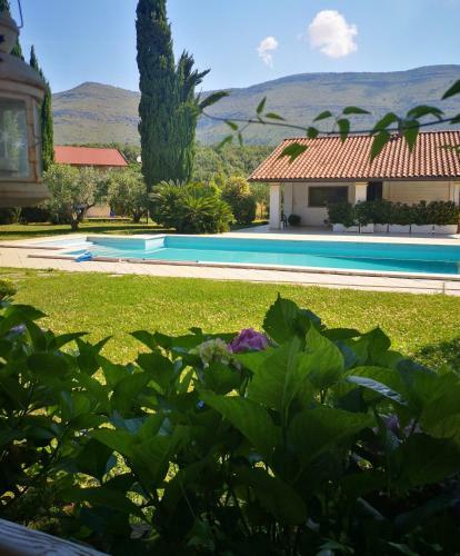 Villetta Blue Garden