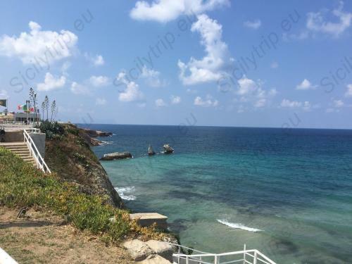 Sicilytrip Terrasini