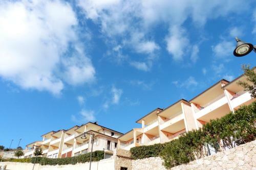 Family Apartment With Swimming Pool