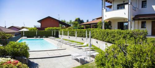 Apartamento Residenza La Corte Visconti - Flat With Pool And Patio