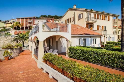E6-12 Bilocale Borgo Rovere