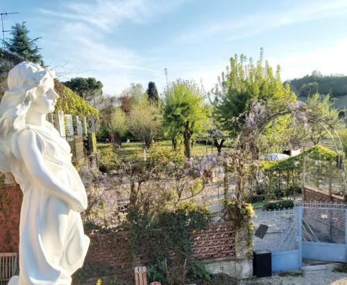 Immaculate 1-bed Apartment In Mombercelli