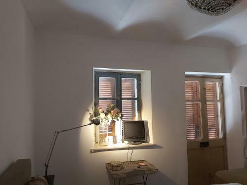 Immaculate 1-bed Apartment In Mombercelli