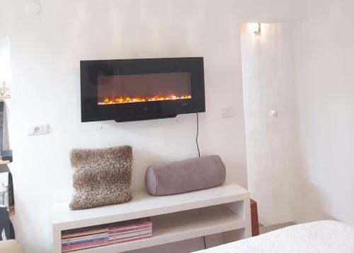Immaculate 1-bed Apartment In Mombercelli